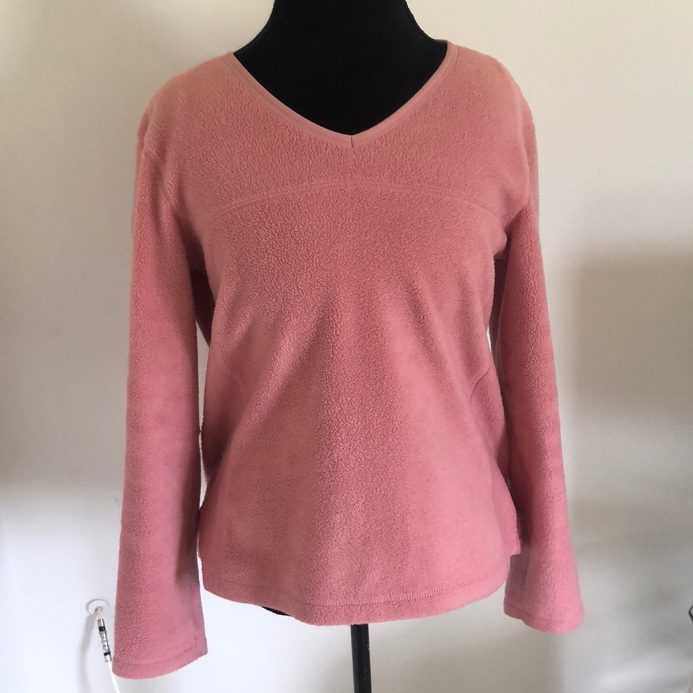 100% polyester sweater